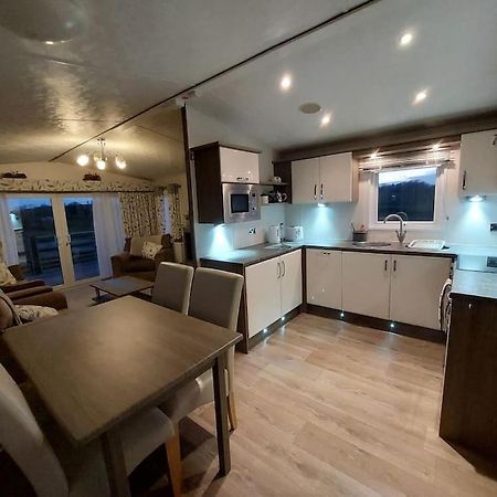 Drumrammer Farm Lodge Ahoghill Bagian luar foto