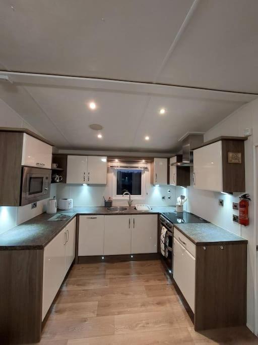 Drumrammer Farm Lodge Ahoghill Bagian luar foto